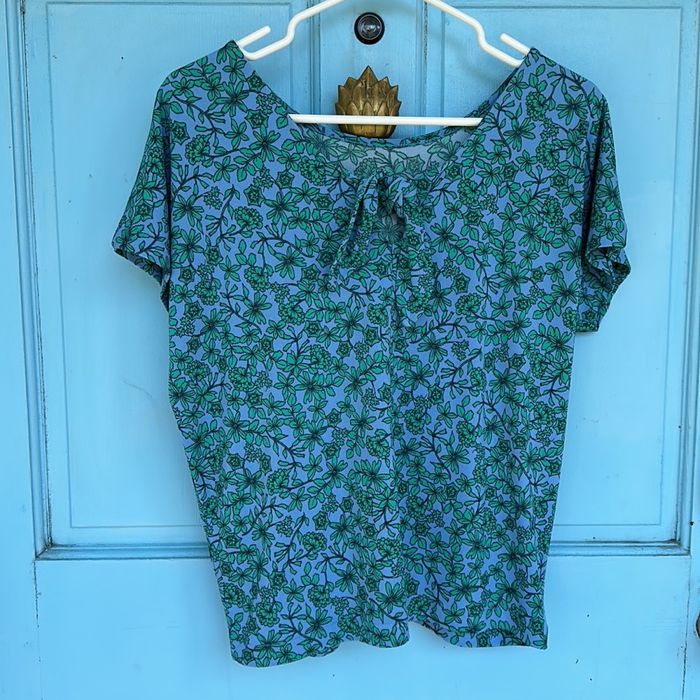 Banana Republic Blue Floral Top size small - Picture 9 of 11